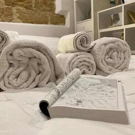 Casuzza Palazzo Storico, Stazione Palermo