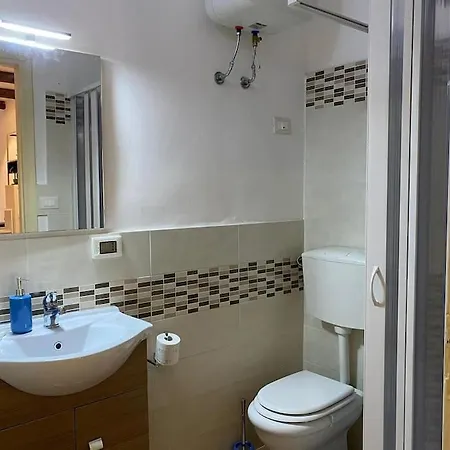 Casuzza Palazzo Storico, Stazione Apartmán Palermo