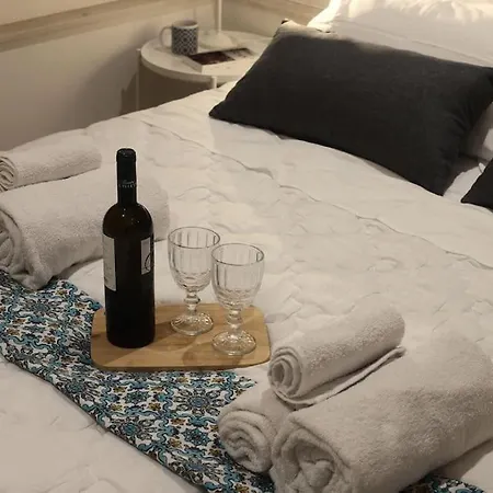Casuzza Palazzo Storico, Stazione Apartment