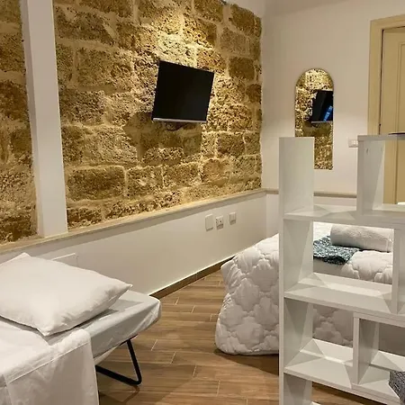 Casuzza Palazzo Storico, Stazione Apartmán Palermo